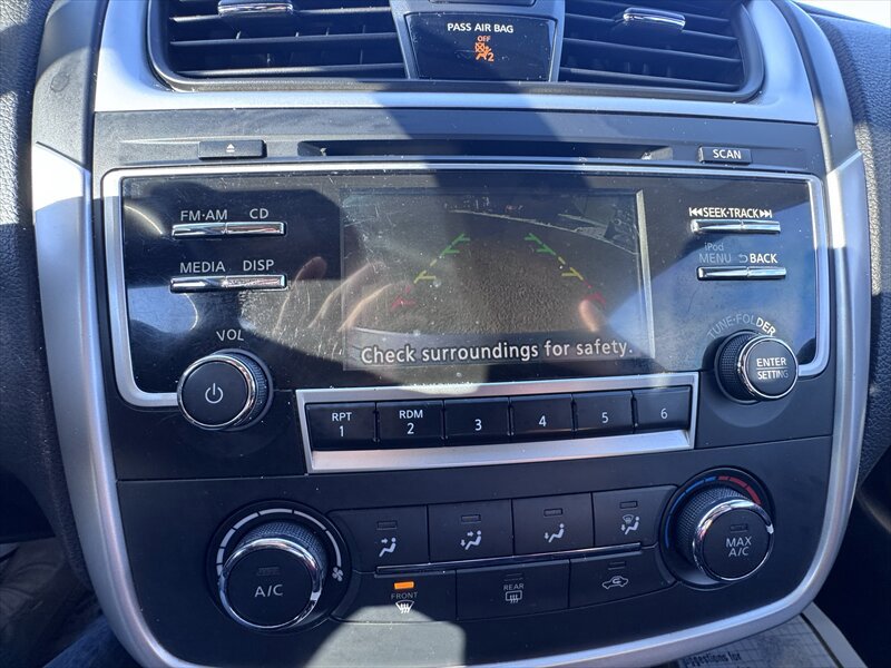 Used 2017 Nissan Altima 2.5 SR w/ LED Appearance Package FWD image 13