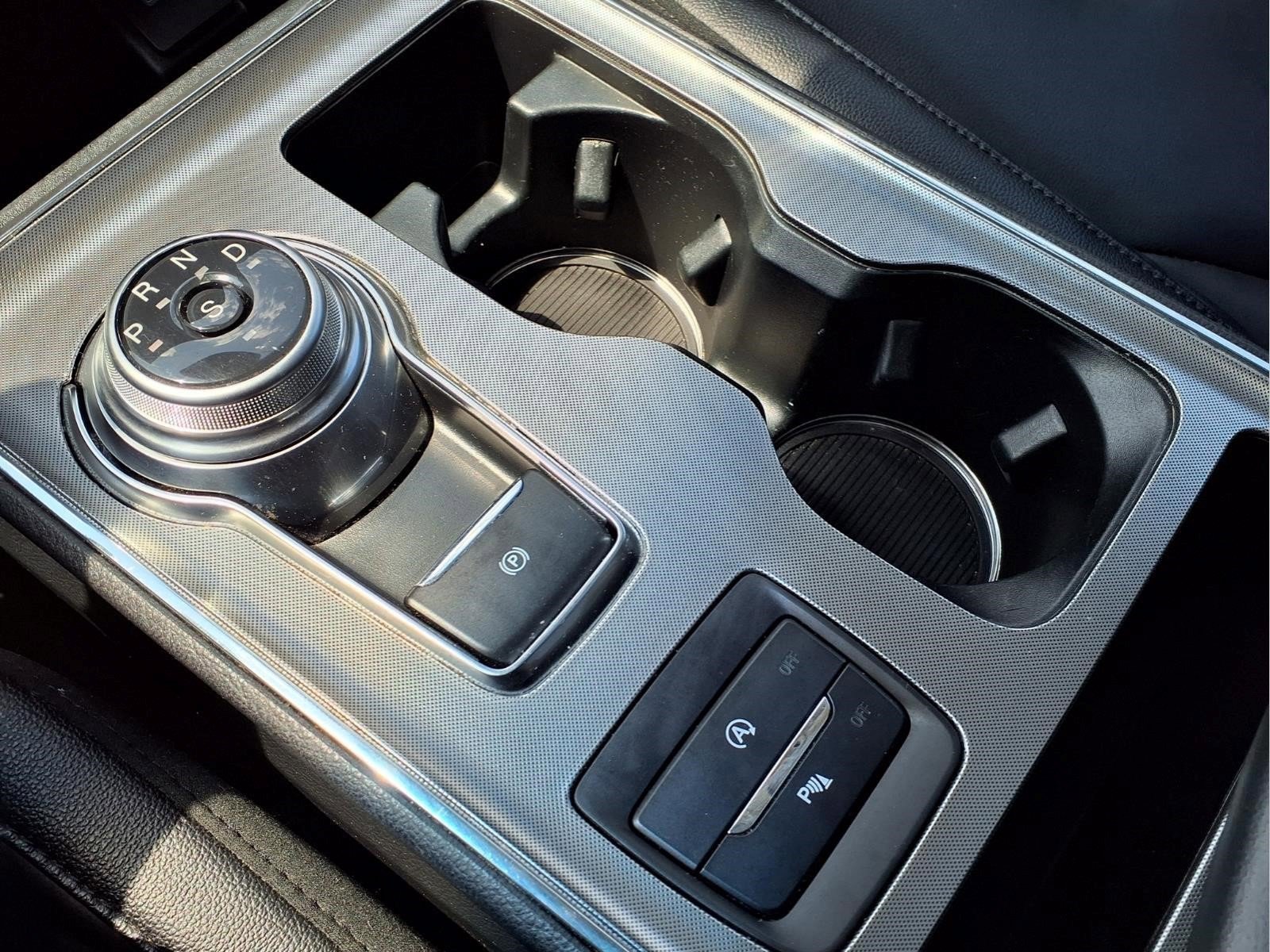 Used 2024 Ford Edge Titanium AWD/4WD image 21