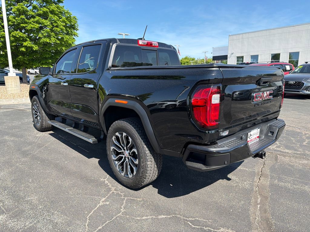 Used 2024 GMC Canyon Denali AWD/4WD image 9