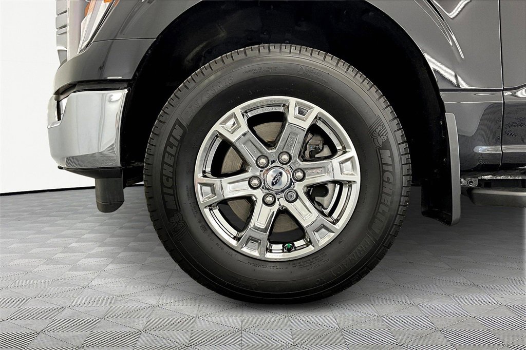 Used 2023 Ford F150 XLT w/ Equipment Group 302A High image 9