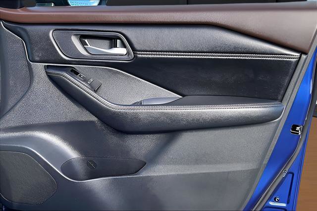 Used 2023 Nissan Rogue SL image 21