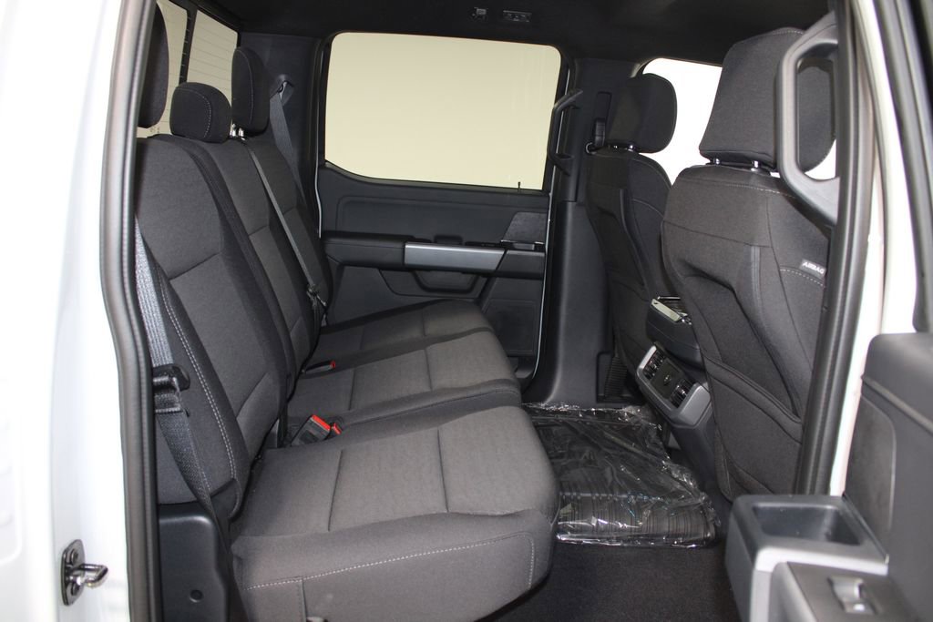 New 2026 Ford F150 XLT w/ Equipment Group 302A MID image 31