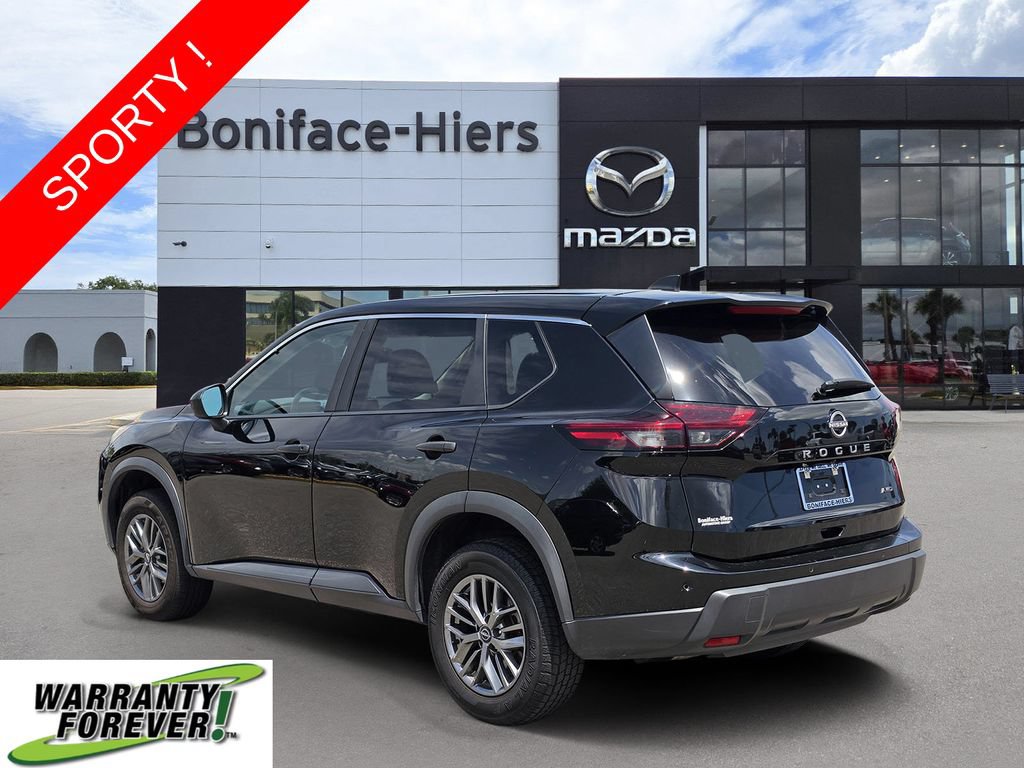 Used 2024 Nissan Rogue S AWD/4WD image 4