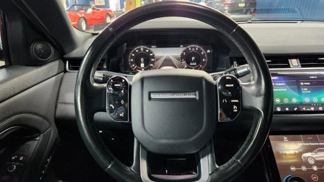 Used 2020 Land Rover Range Rover Evoque SE image 21