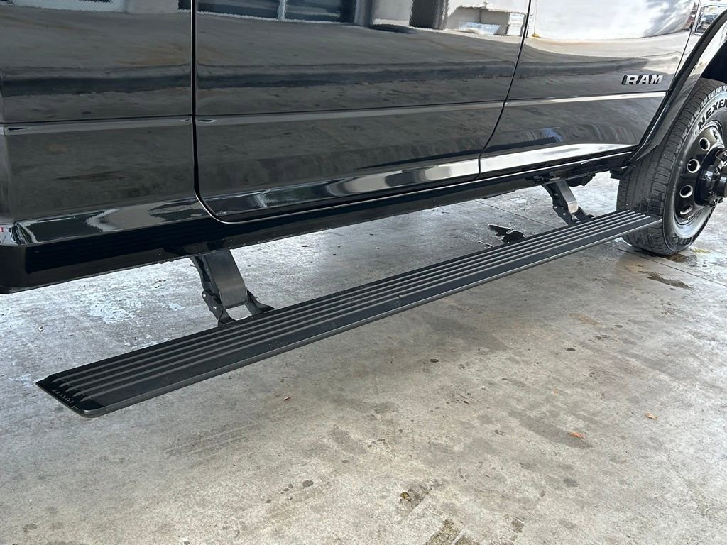 Used 2022 RAM 3500 Limited image 41