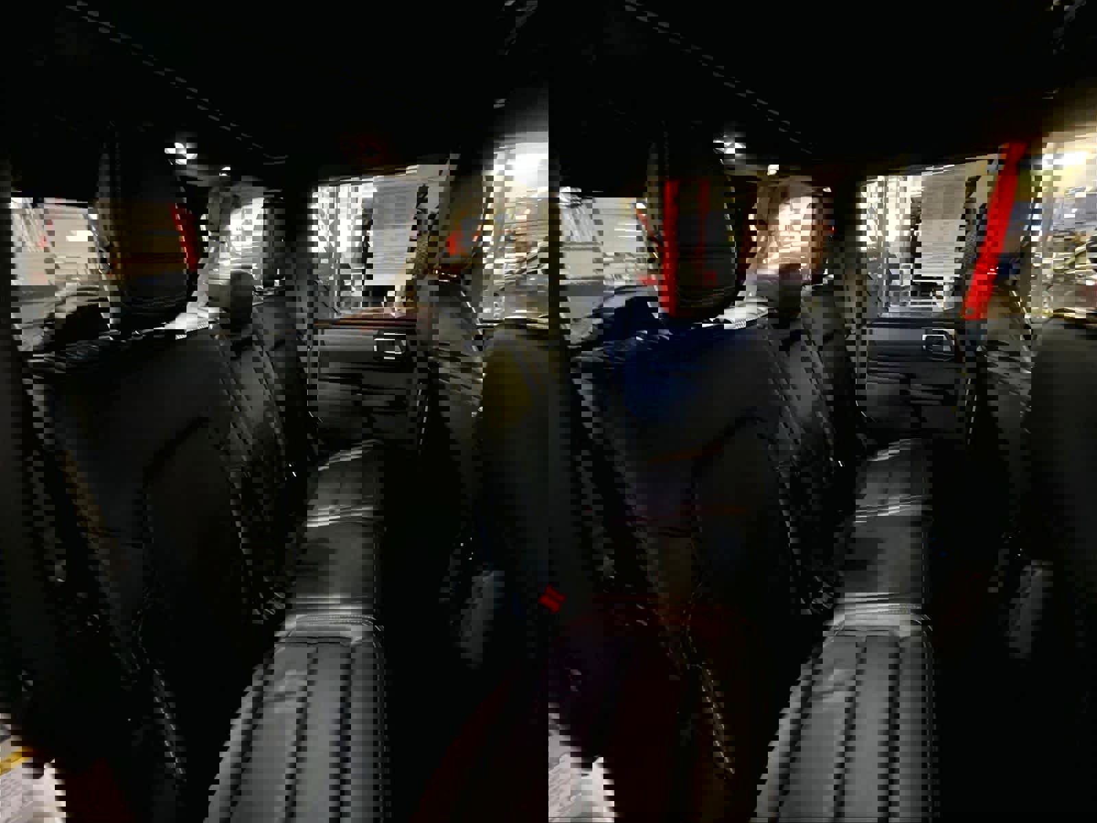 Used 2025 Ford Bronco Outer Banks image 16