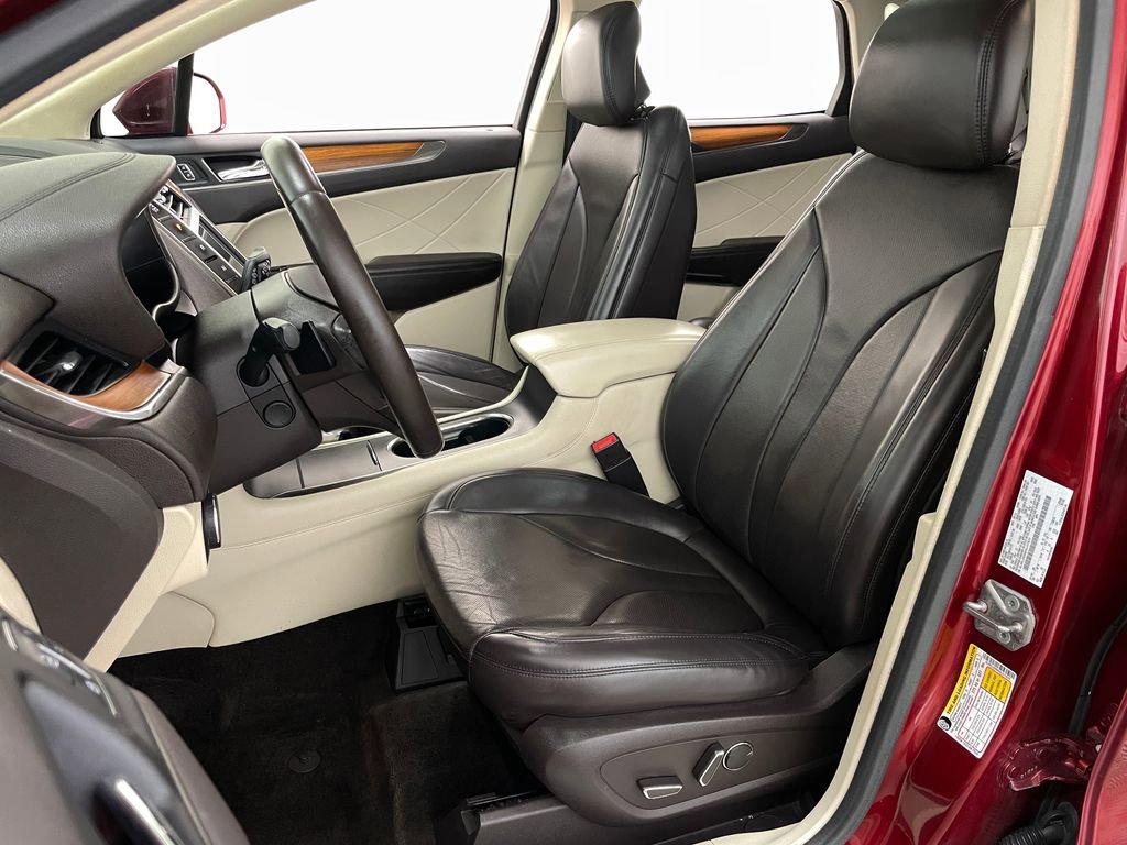 Used 2016 Lincoln MKC Reserve w/ Lincoln MKC Climate Package image 24