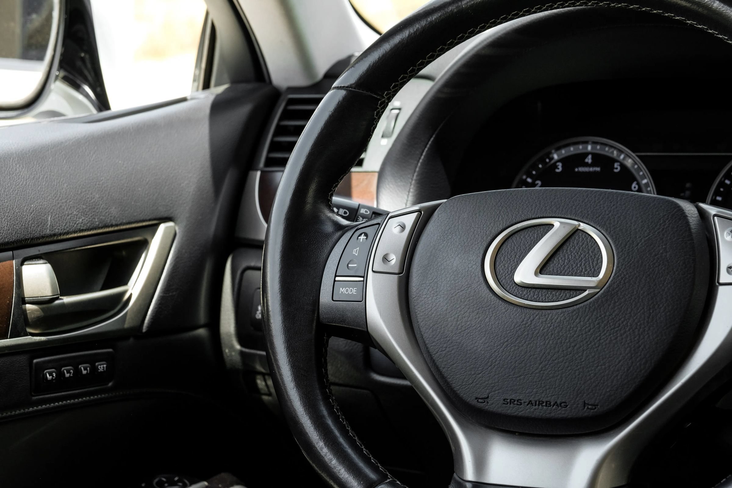 Used 2013 Lexus GS 350 w/ Premium Pkg RWD image 17