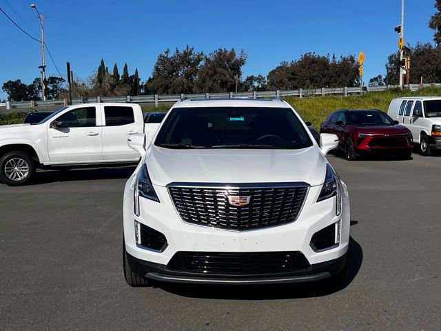 Used 2025 Cadillac XT5 Premium Luxury image 11