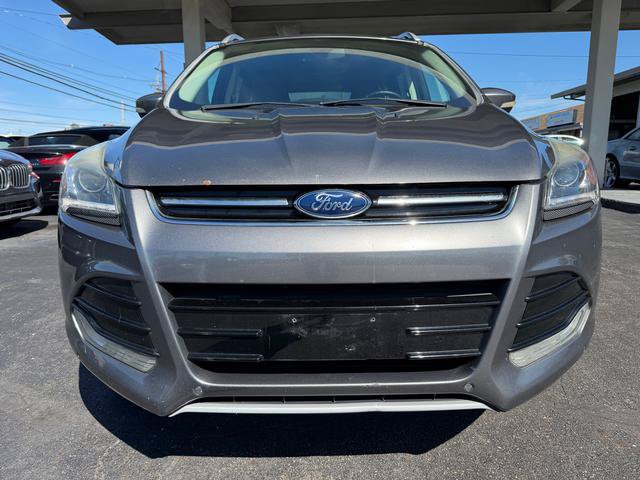Used 2014 Ford Escape Titanium w/ Equipment Group 401A AWD/4WD image 2