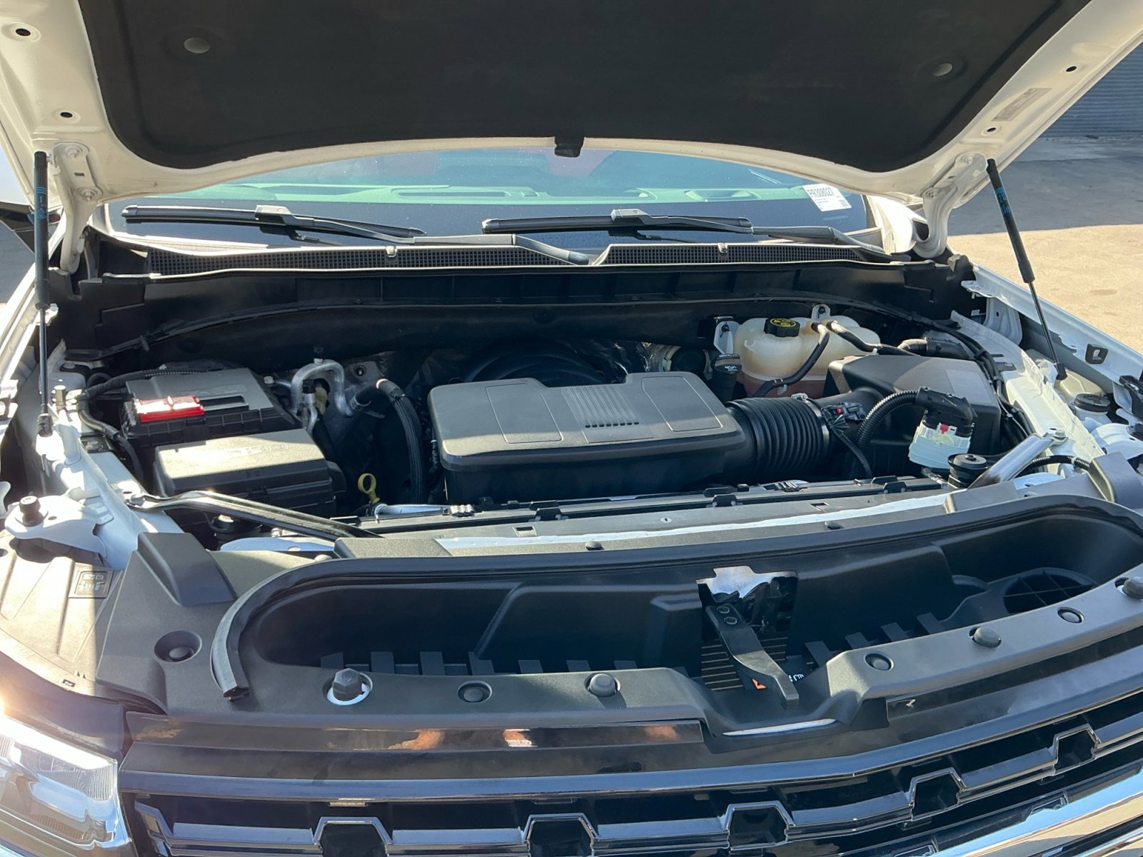 Used 2023 Chevrolet Tahoe LS image 23