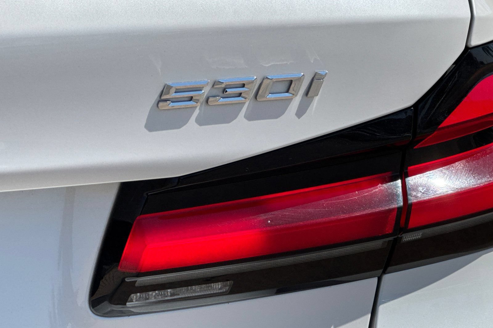 Used 2023 BMW 530i w/ Premium Package RWD image 27