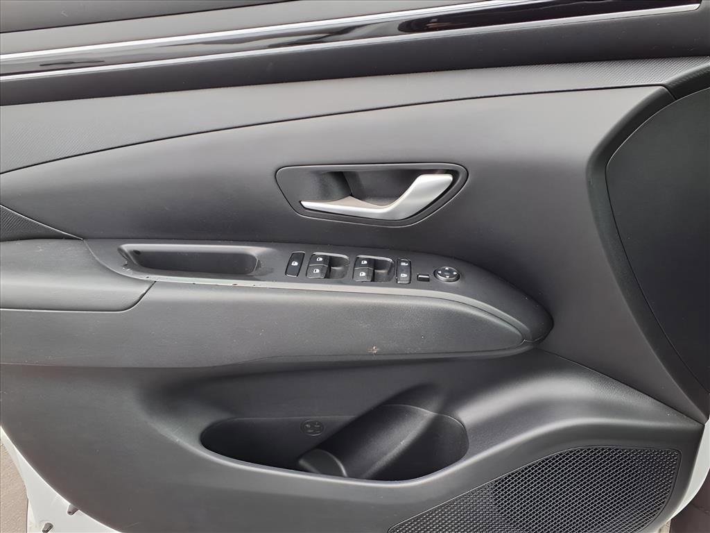 Used 2022 Hyundai Santa Cruz SEL w/ Activity Package image 16