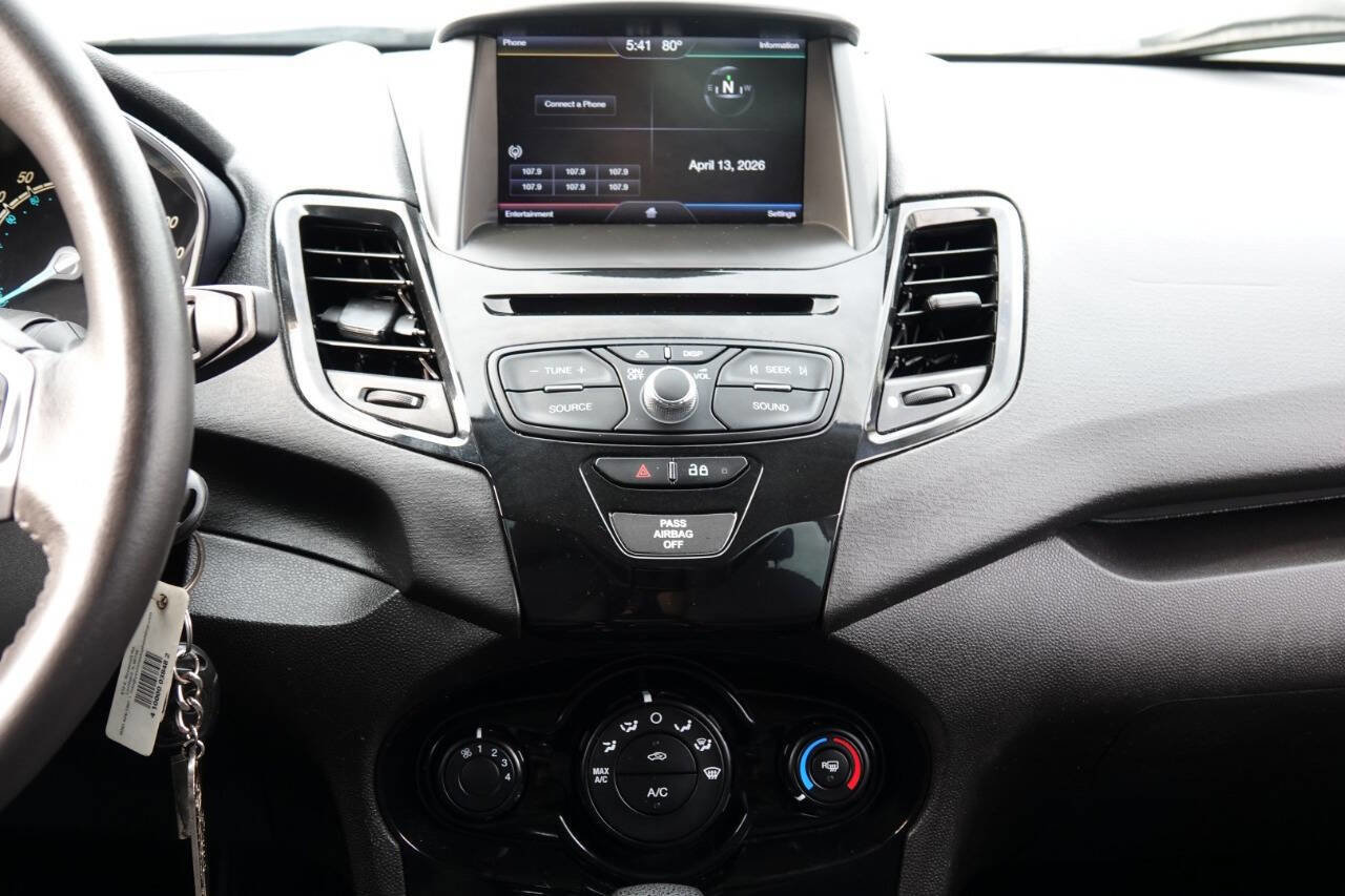 Used 2014 Ford Fiesta SE w/ Equipment Group 201A FWD image 63