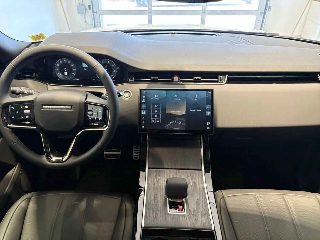 New 2026 Land Rover Range Rover Evoque Dynamic SE AWD/4WD image 17