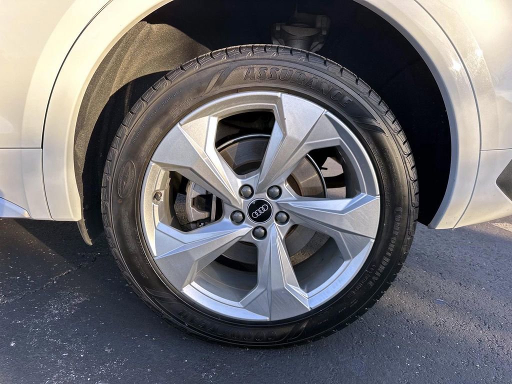 Used 2021 Audi Q5 2.0T Premium Plus w/ Premium Plus Package image 10