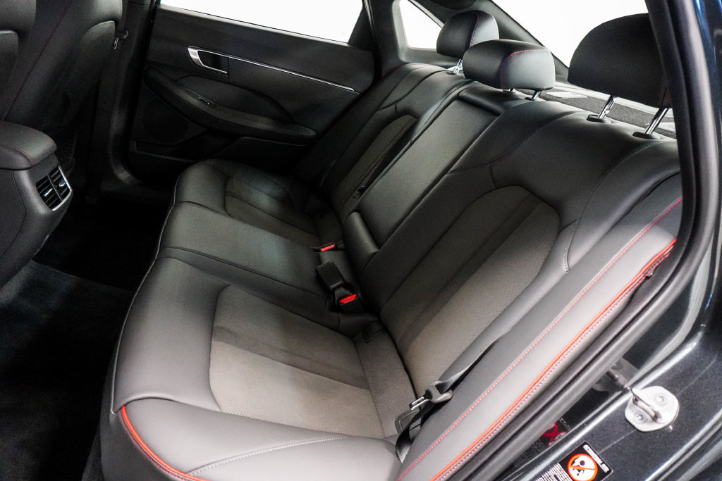 Used 2023 Hyundai Sonata SEL Plus w/ Cargo Package FWD image 9
