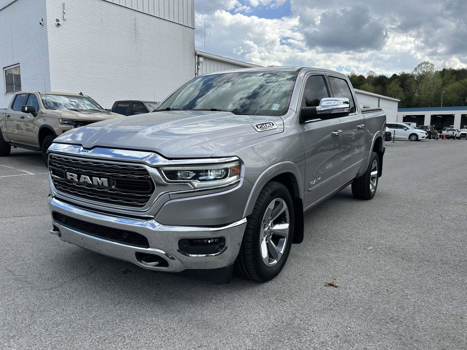 Used 2019 RAM 1500 Limited AWD/4WD image 7