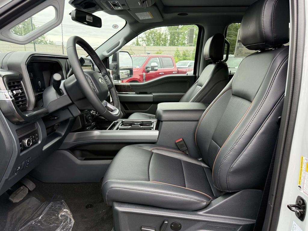New 2026 Ford F250 Lariat w/ Black Appearance Package AWD/4WD image 9