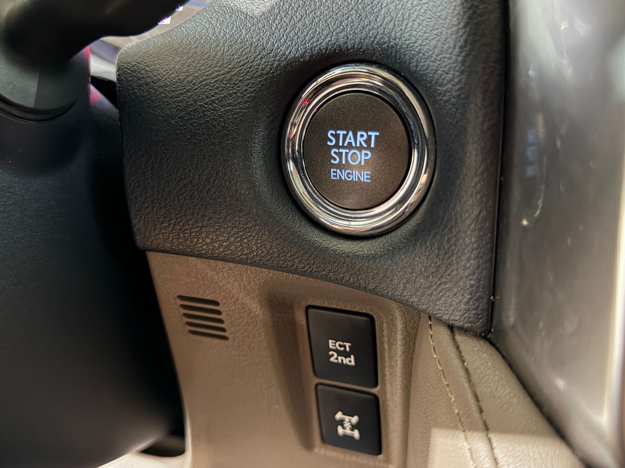 Used 2023 Lexus GX 460 Premium AWD/4WD image 14