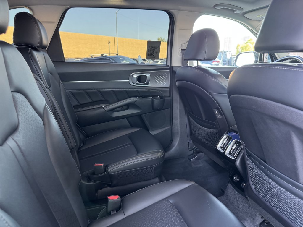Used 2022 Kia Sorento SX FWD image 42