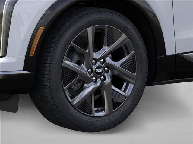 New 2026 Cadillac Optiq Luxury 1 RWD image 9