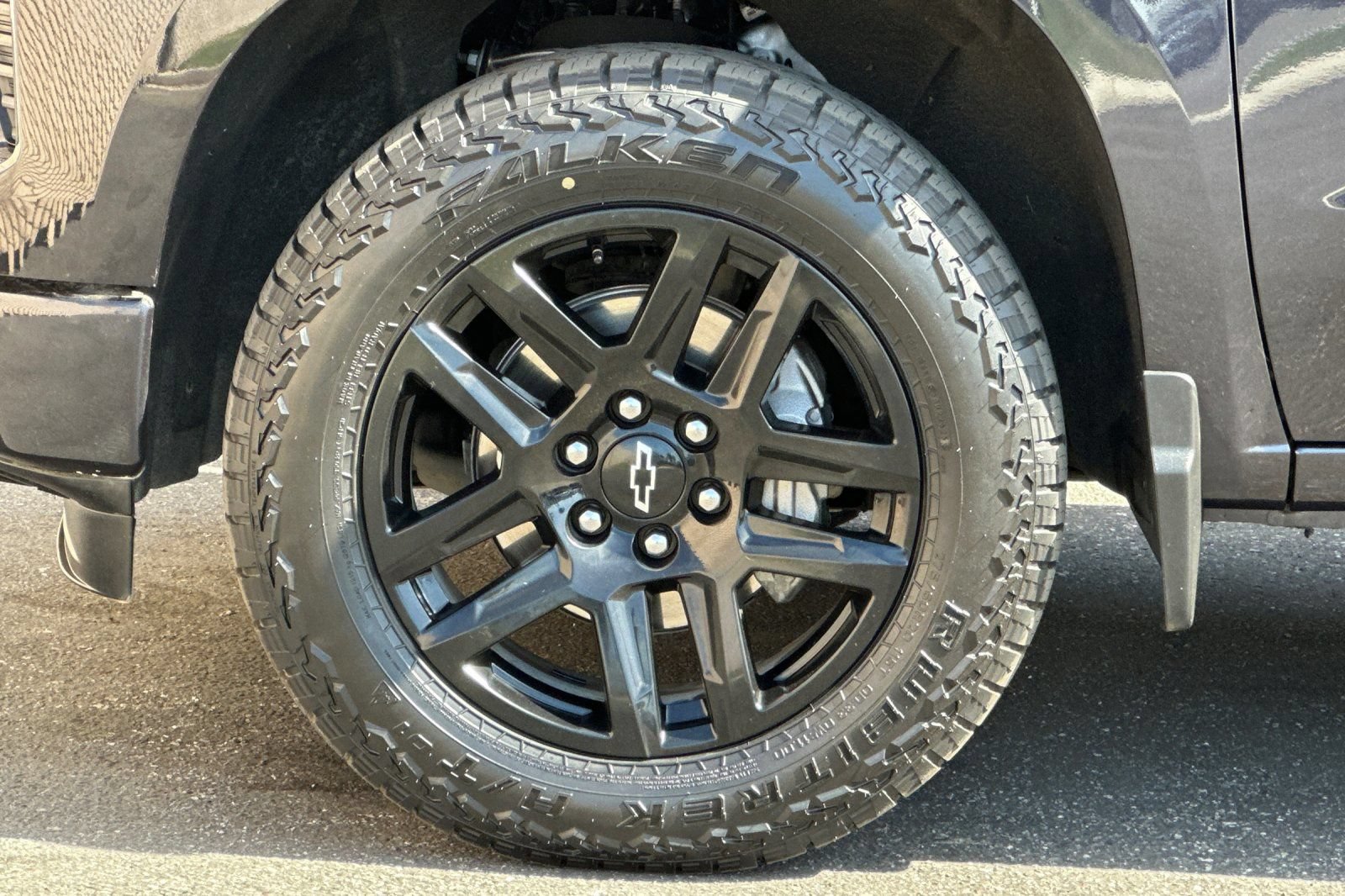 Certified 2024 Chevrolet Silverado 1500 RST w/ Protection Package AWD/4WD image 26