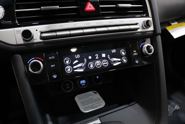 New 2026 Genesis G70 2.5T Prestige AWD/4WD image 27