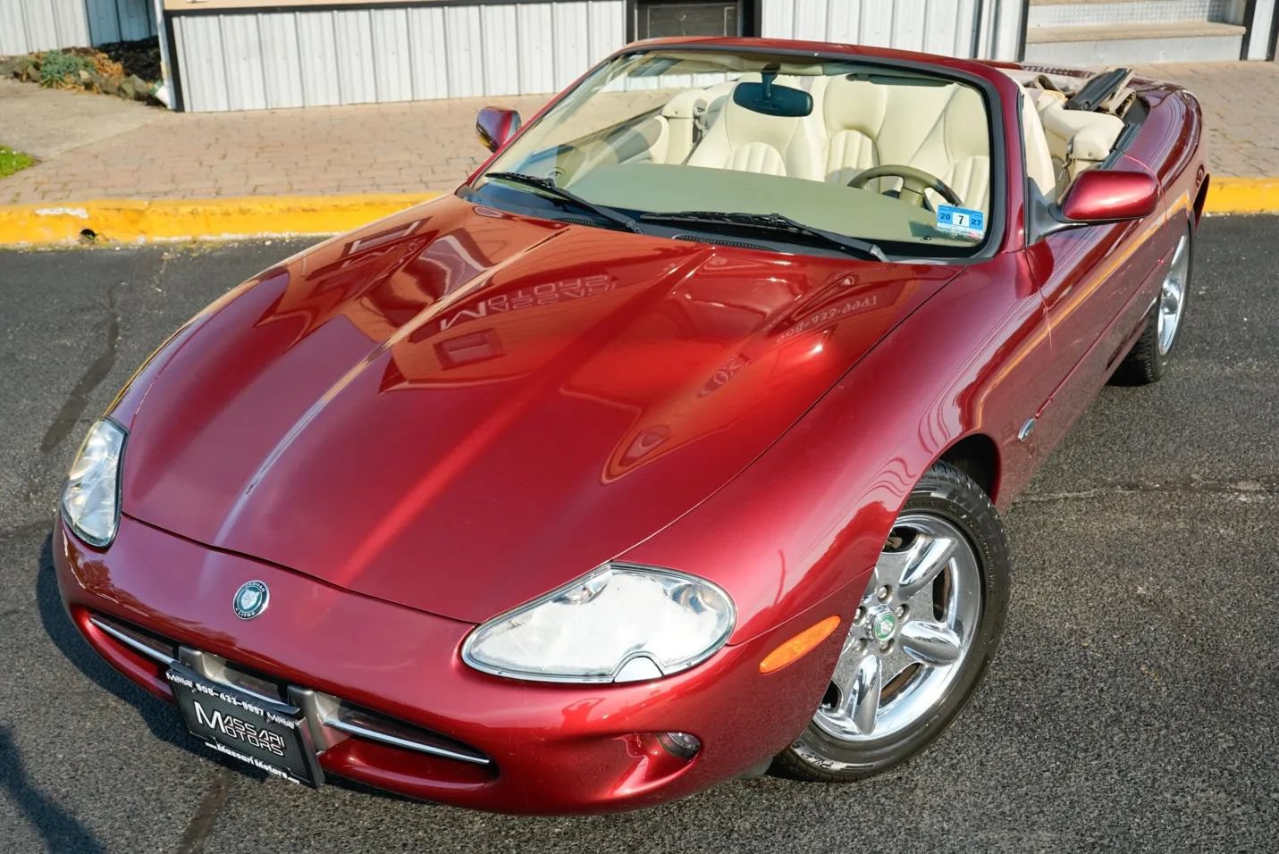 Used 1997 Jaguar XK8 Convertible RWD image 9
