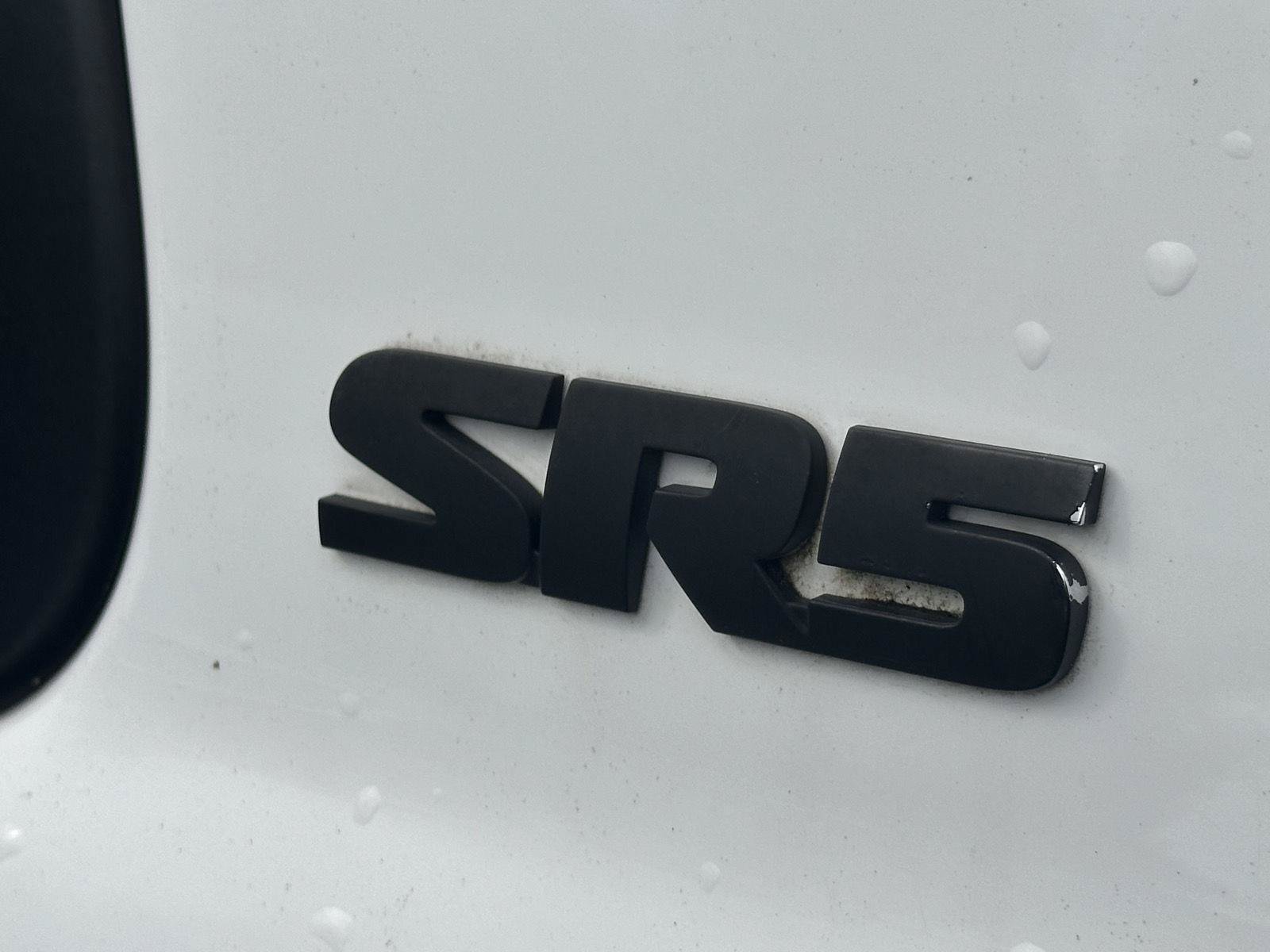Used 2016 Toyota Sequoia SR5 RWD image 10