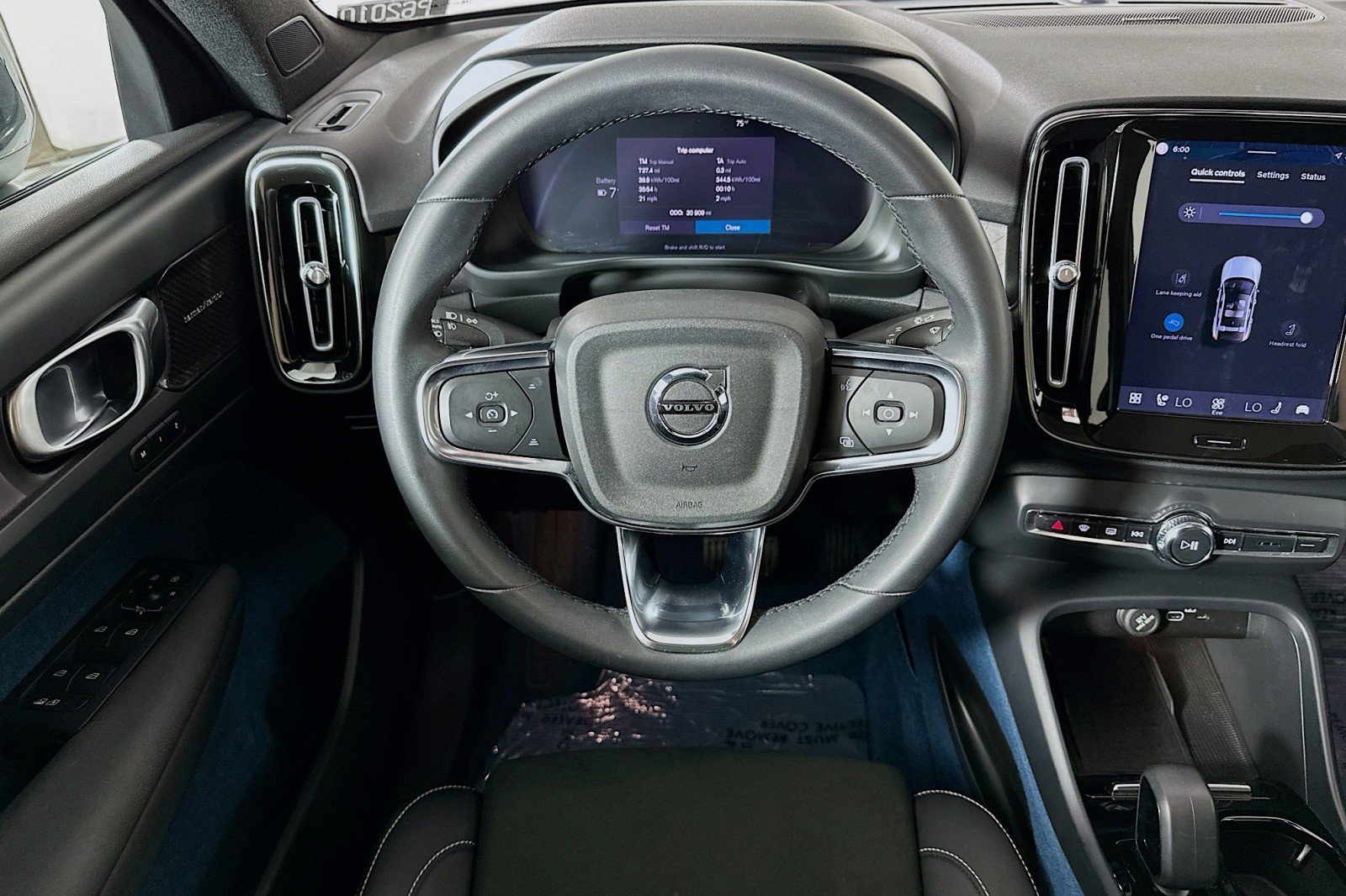 Used 2023 Volvo C40 P8 Recharge Ultimate AWD/4WD image 5