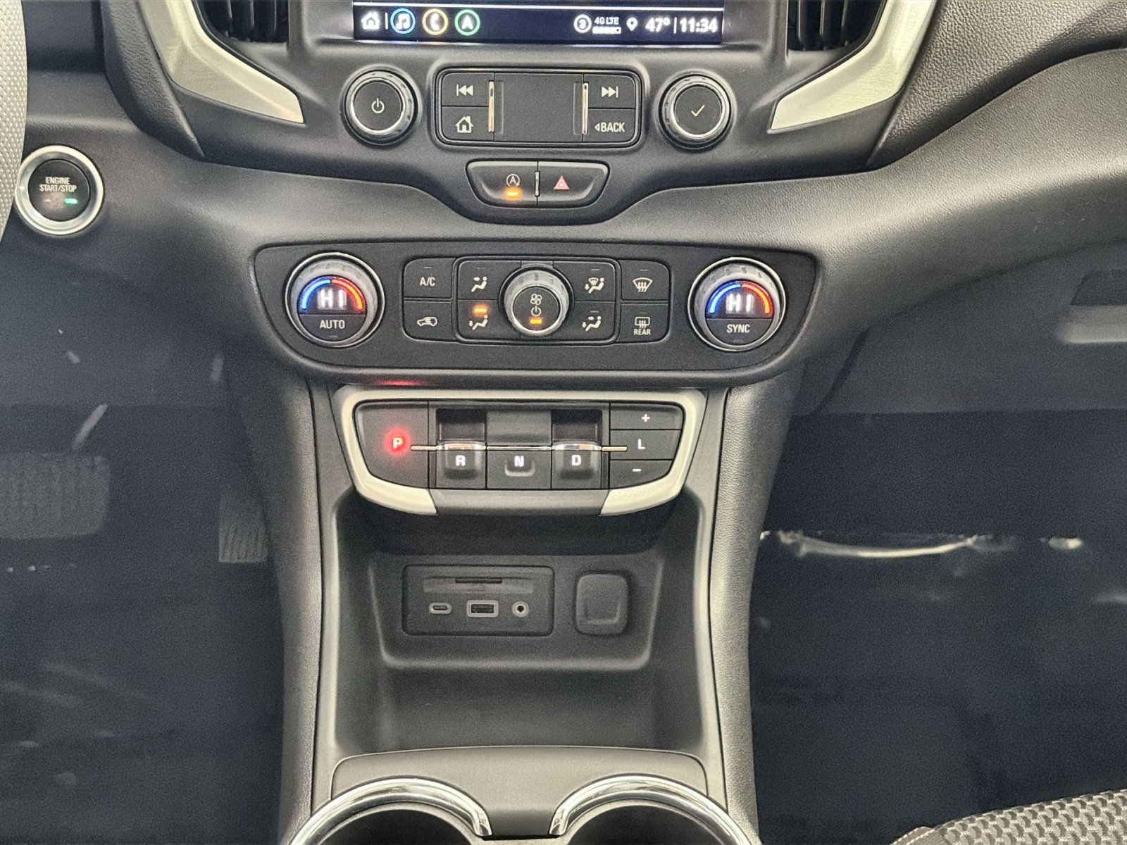 Used 2022 GMC Terrain SLE w/ Driver Convenience Package image 22