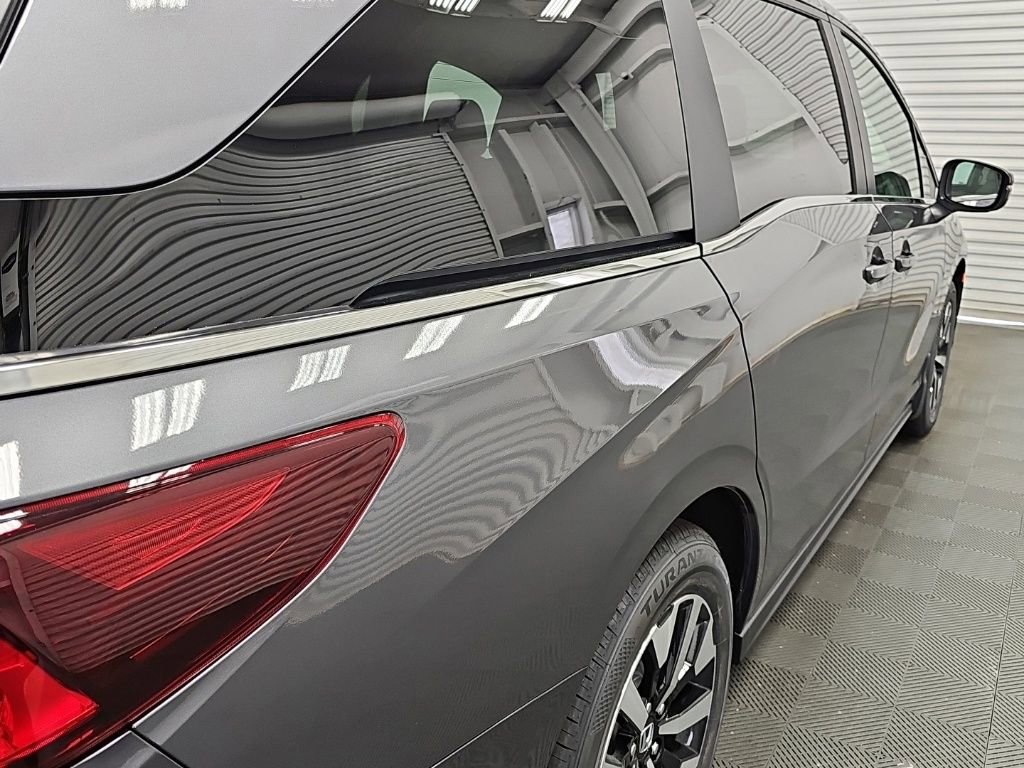 New 2026 Honda Odyssey EX-L image 9