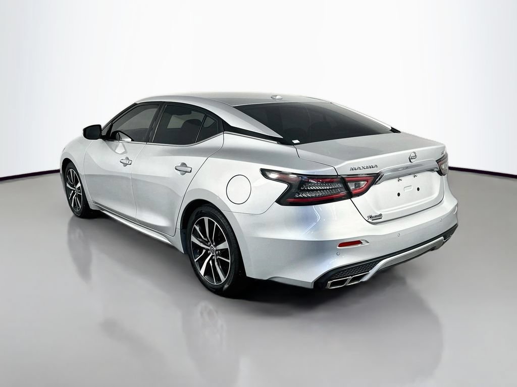 Used 2023 Nissan Maxima SV w/ Floor Mat Group FWD image 5