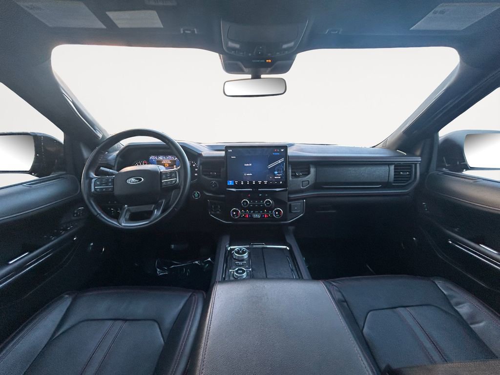 Used 2023 Ford Expedition Limited image 14