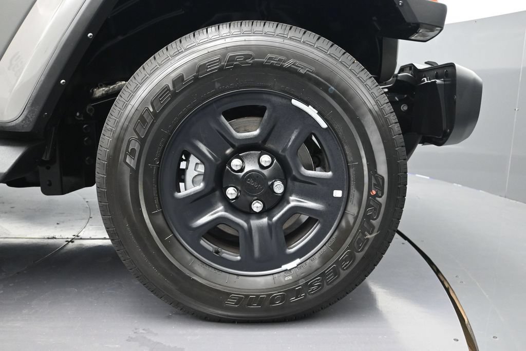 Used 2022 Jeep Gladiator Sport AWD/4WD image 9