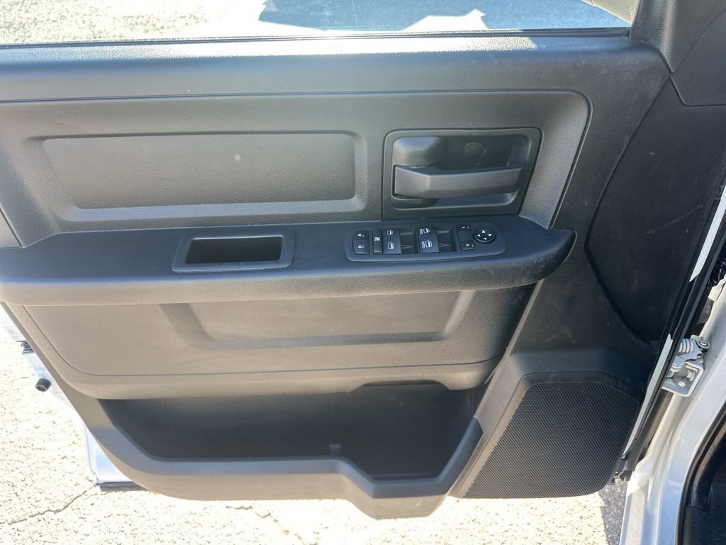 Used 2022 RAM 1500 Tradesman w/ Chrome Appearance Group image 21