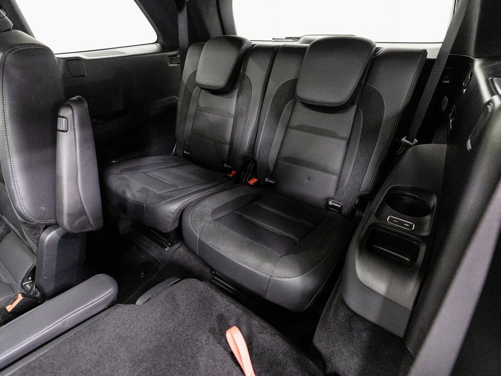 Certified 2024 Mercedes-Benz GLS 63 AMG 4MATIC image 32