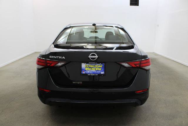 Certified 2025 Nissan Sentra SV FWD image 4