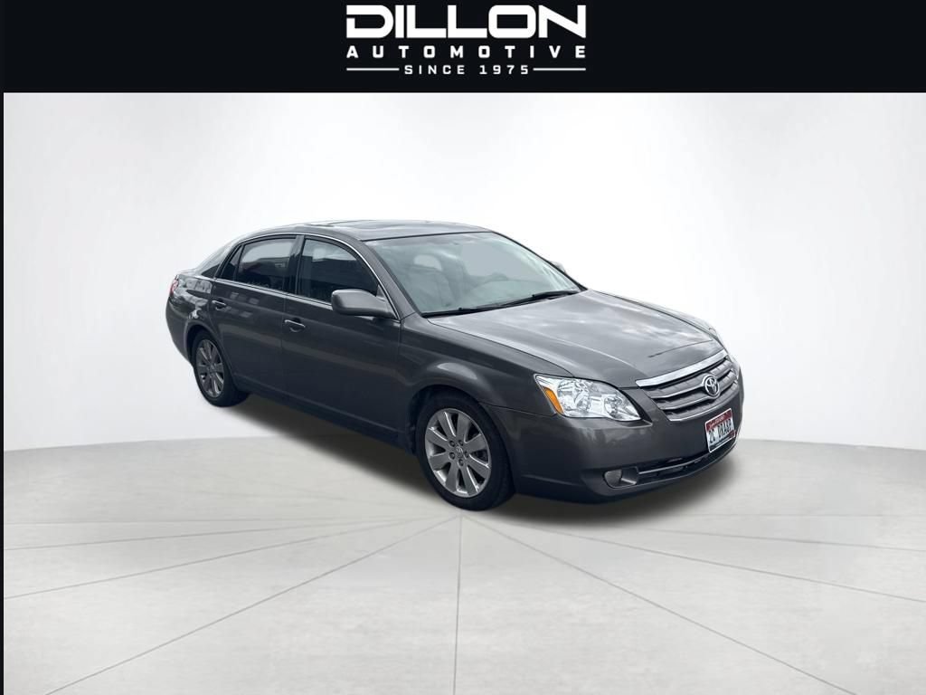 Used 2006 Toyota Avalon XLS FWD image 1