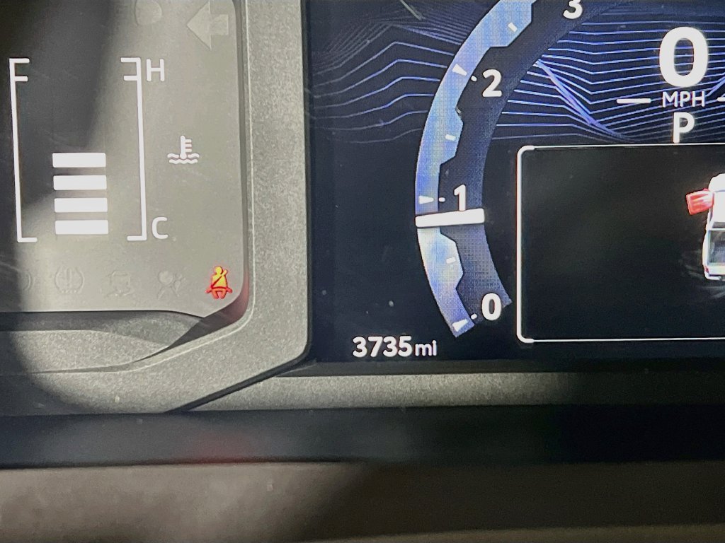 Certified 2025 Toyota Tacoma SR5 AWD/4WD image 11