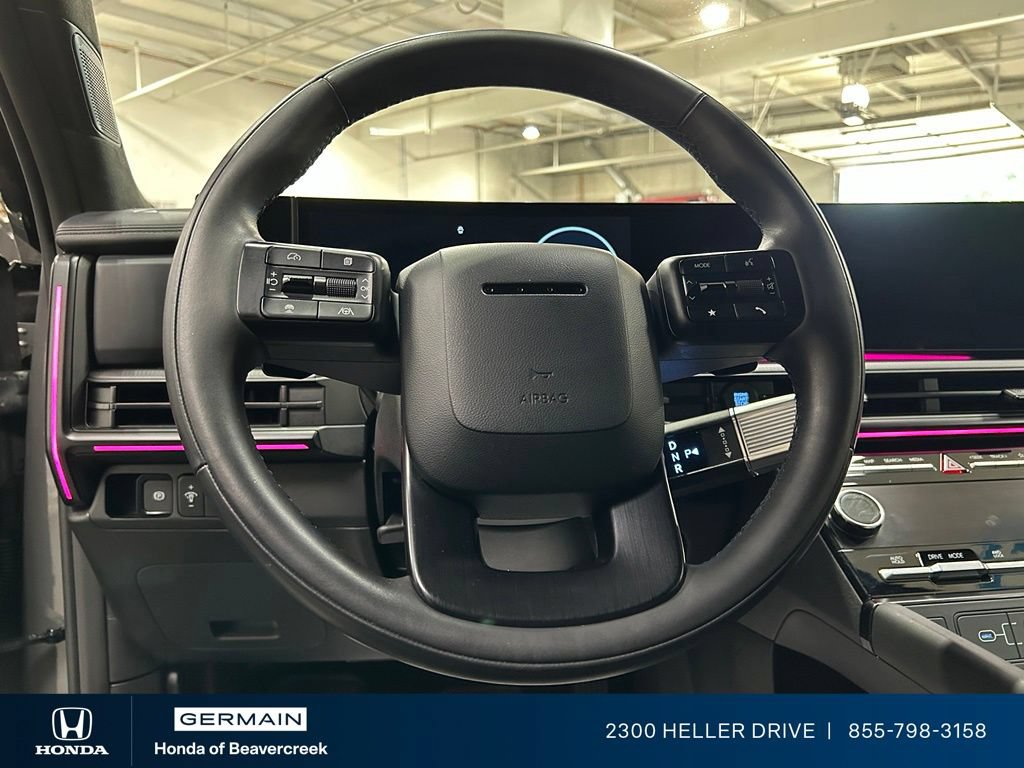 Used 2025 Hyundai Santa Fe Calligraphy AWD/4WD image 16