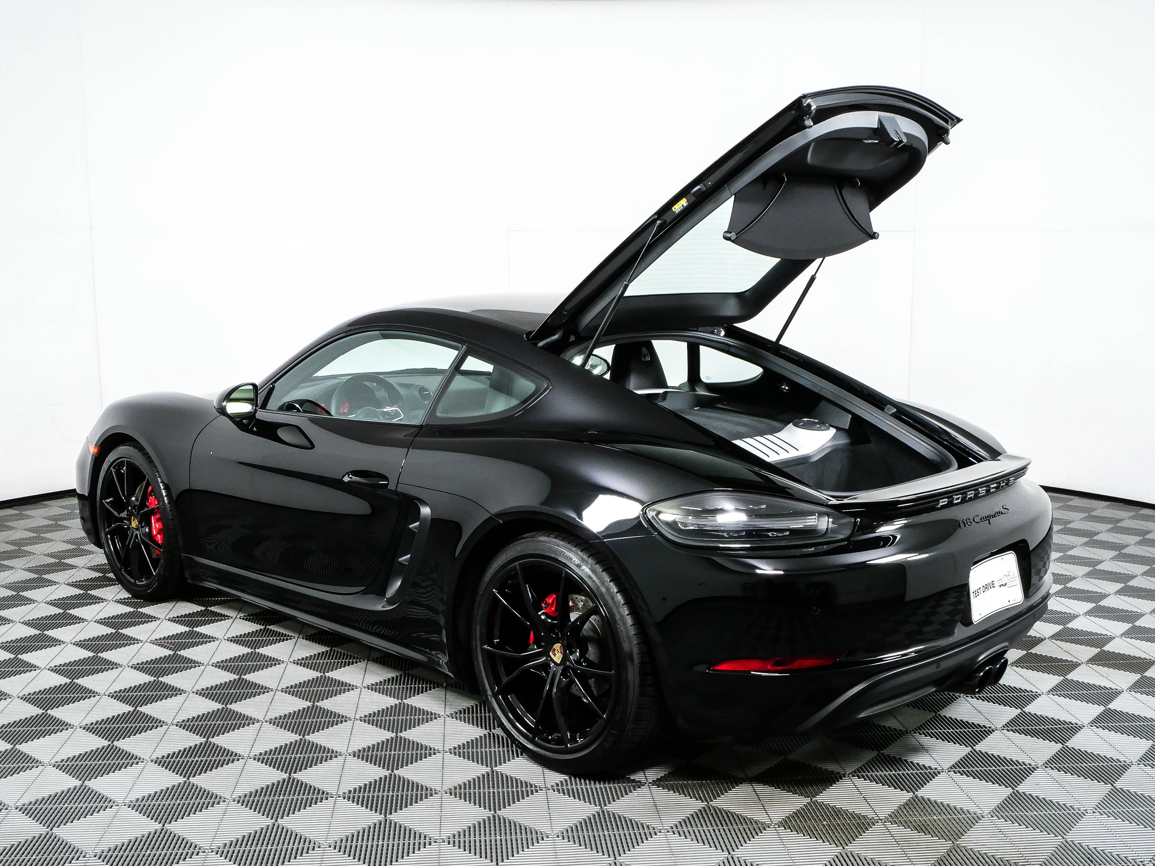 Certified 2024 Porsche 718 Cayman S RWD image 30