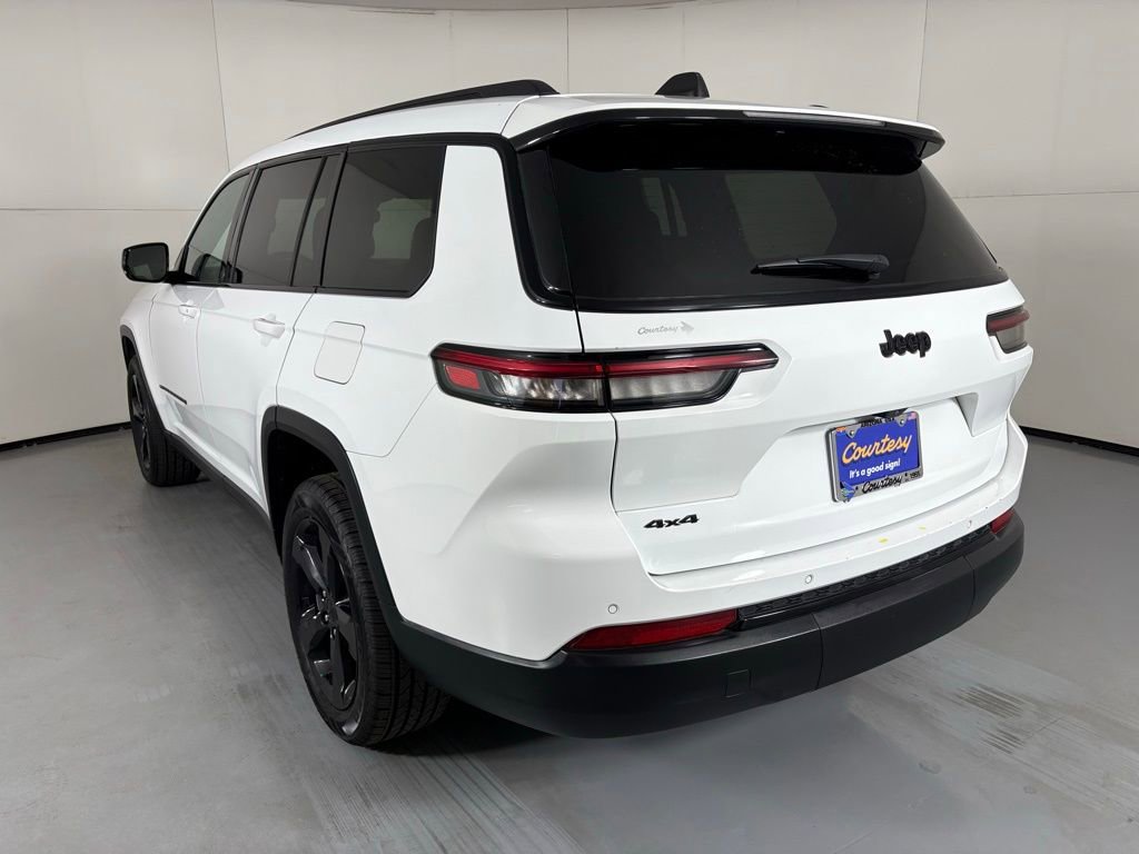 Used 2023 Jeep Grand Cherokee L Laredo AWD/4WD image 7