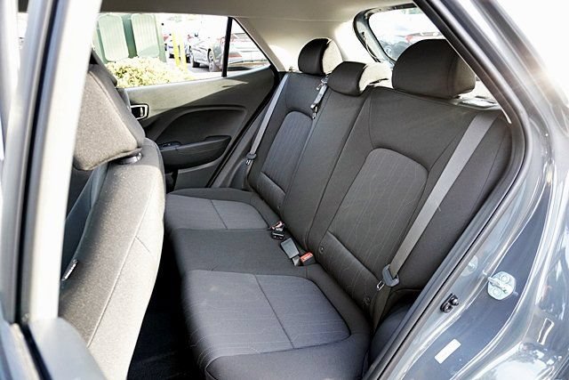 New 2026 Hyundai Venue SE FWD image 19