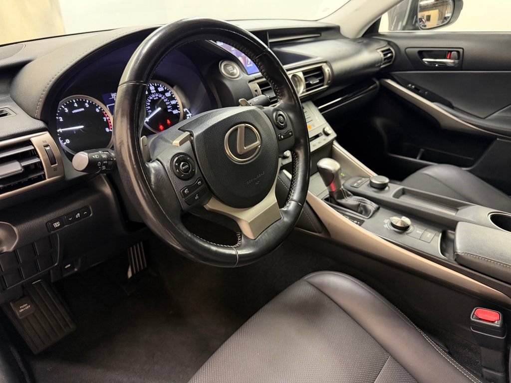 Used 2016 Lexus IS 300 AWD w/ Premium Package image 15