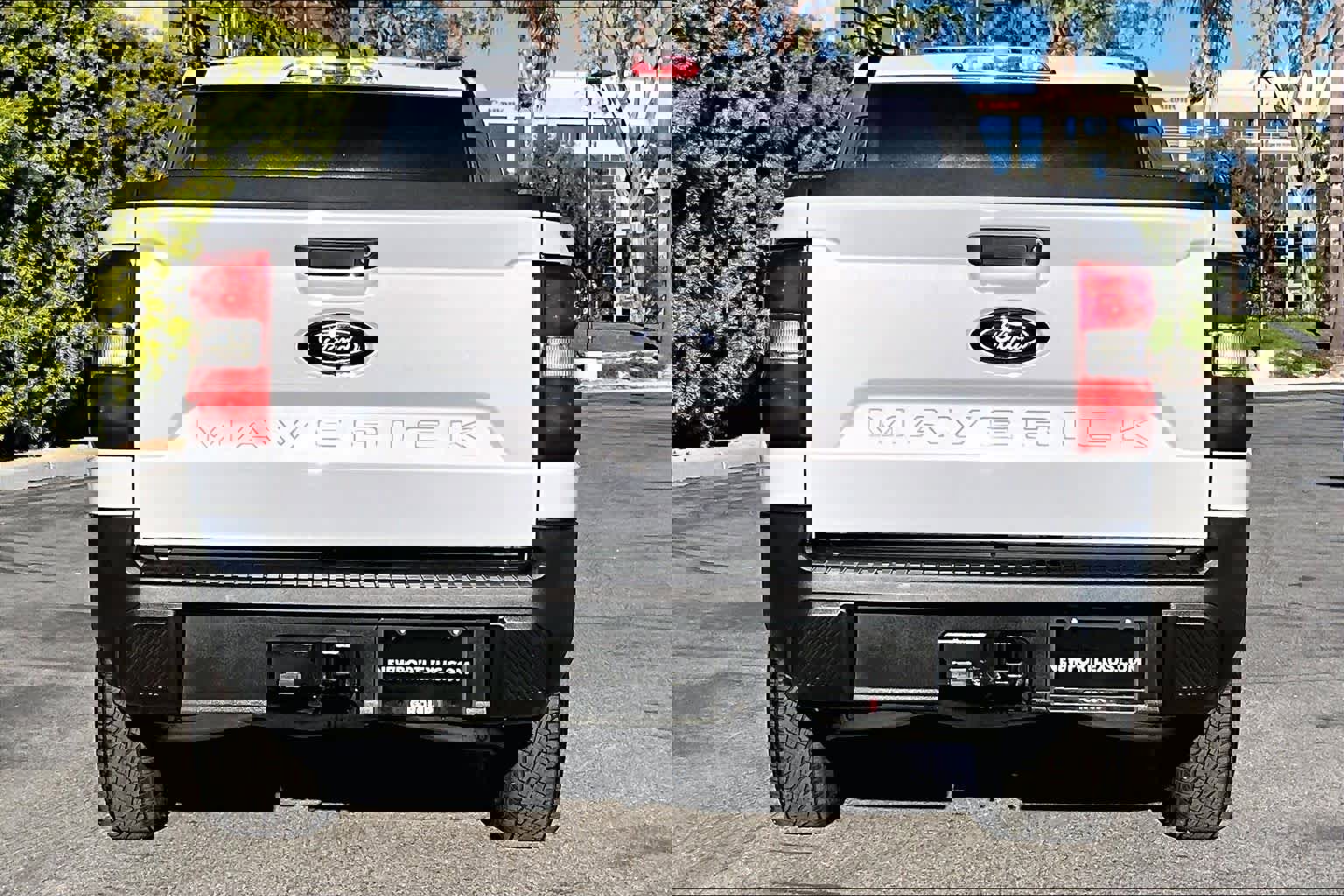 Used 2025 Ford Maverick XLT w/ XLT Luxury Package image 8