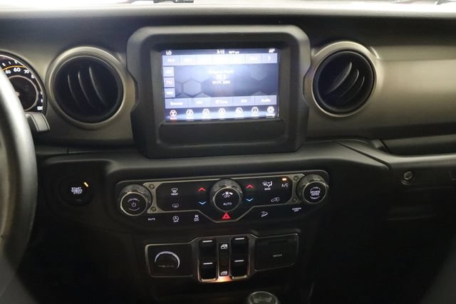 Used 2021 Jeep Wrangler Unlimited Sport AWD/4WD image 17