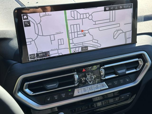 New 2025 BMW X4 xDrive30i w/ Premium Package image 16