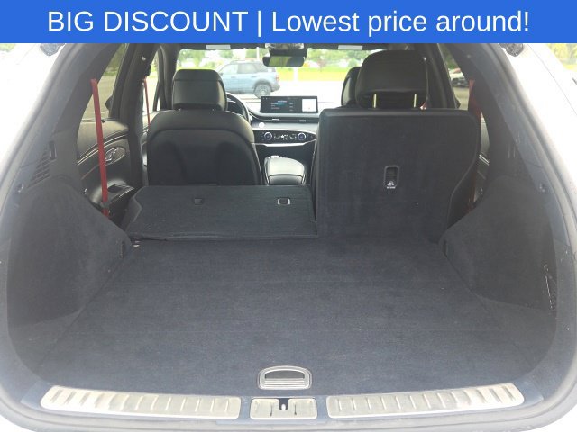 Used 2022 Genesis GV70 3.5T Sport w/ Sport Prestige Package AWD/4WD image 14